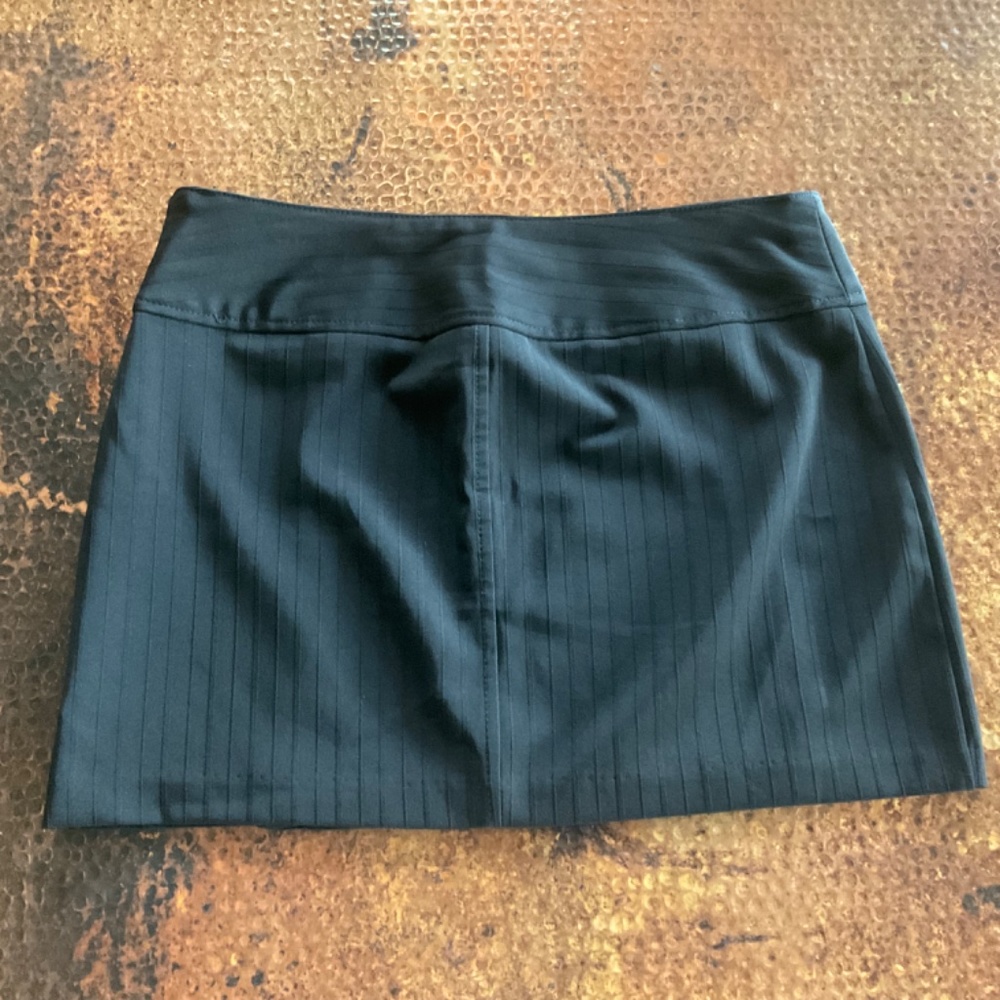 Ally B Skirt and Jacket Combo Suit. Black Pinstripe. Size 9 - Picture 13 of 14